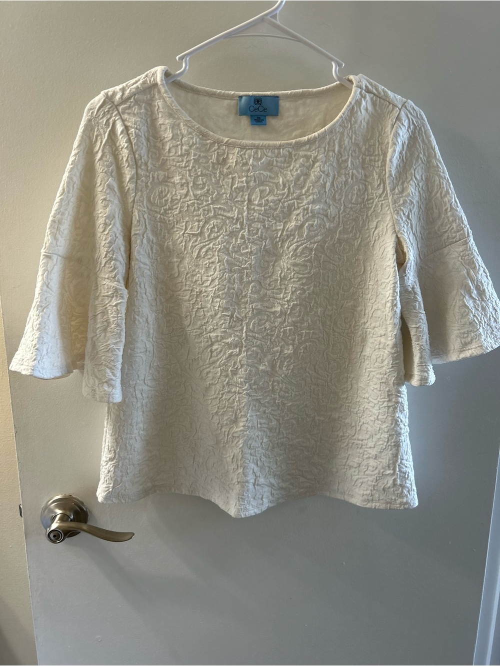 CeCe Cream Textured Bell-Sleeve Blouse